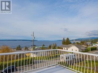 Photo 3: 4472 OMINECA AVE in Powell River: House for sale : MLS®# 18023