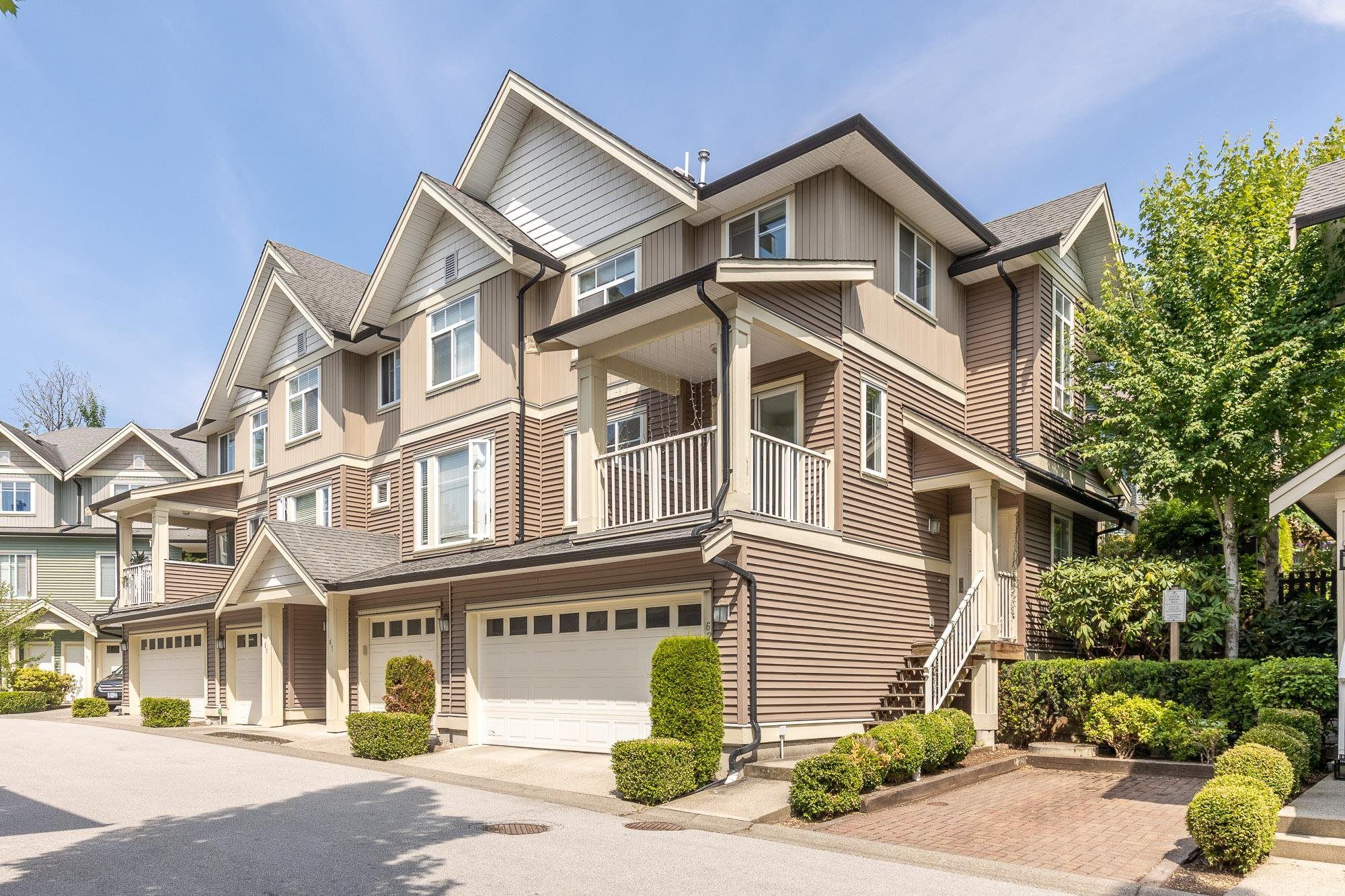 Main Photo: 62 6575 192 Street in Surrey: Clayton Townhouse for sale in "IXIA" (Cloverdale)  : MLS®# R2797026