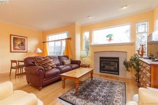 Photo 2: 14 3281 Maplewood Rd in VICTORIA: SE Cedar Hill Row/Townhouse for sale (Saanich East)  : MLS®# 806728