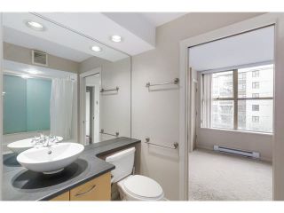 Photo 7: 505 969 RICHARDS Street in Vancouver: Downtown VW Condo for sale in "MONDRIAN II" (Vancouver West)  : MLS®# V1102321