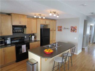 Photo 3: 159 Sunset Cove: Cochrane Residential Detached Single Family for sale : MLS®# C3605840