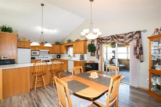 Photo 7: 7 George Place in Steinbach: R16 Residential for sale : MLS®# 202221939