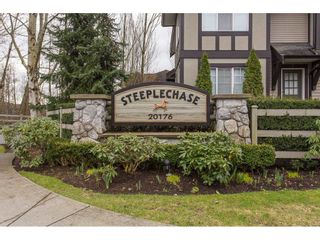 Photo 2: 22 20176 68 Avenue in Langley: Willoughby Heights Townhouse for sale in "STEEPLECHASE" : MLS®# R2146576