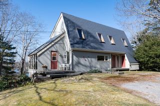 Photo 2: 13576 Peggys Cove Road in Upper Tantallon: 40-Timberlea, Prospect, St. Marg Residential for sale (Halifax-Dartmouth)  : MLS®# 202407105