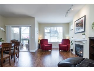 Photo 4: 23 6050 166TH Street in Surrey: Cloverdale BC Townhouse for sale in "WESTFIELD" (Cloverdale)  : MLS®# R2365390