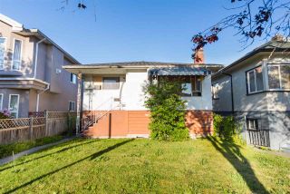 Photo 1: 5064 GLADSTONE Street in Vancouver: Victoria VE House for sale (Vancouver East)  : MLS®# R2186018