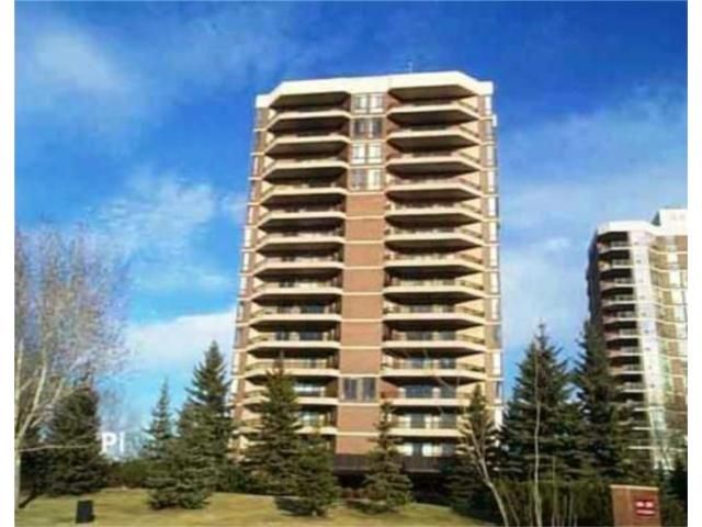 Main Photo:  in WINNIPEG: River Heights / Tuxedo / Linden Woods Condominium for sale (South Winnipeg)  : MLS®# 1000375