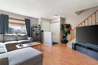 Photo 2: 152 Doverglen Crescent SE in Calgary: Dover Semi Detached (Half Duplex) for sale : MLS®# A2043067