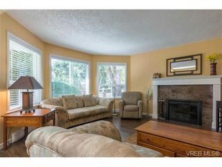 Photo 1: 3 1968 Cultra Ave in SAANICHTON: CS Saanichton Row/Townhouse for sale (Central Saanich)  : MLS®# 711060