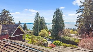 Photo 18: 2665 ROSEBERY Avenue in West Vancouver: Queens House for sale : MLS®# R2873566