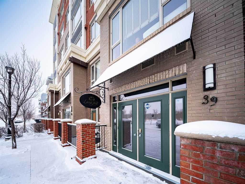 Main Photo: 39 35 Inglewood Park SE in Calgary: Inglewood Apartment for sale : MLS®# A2014907
