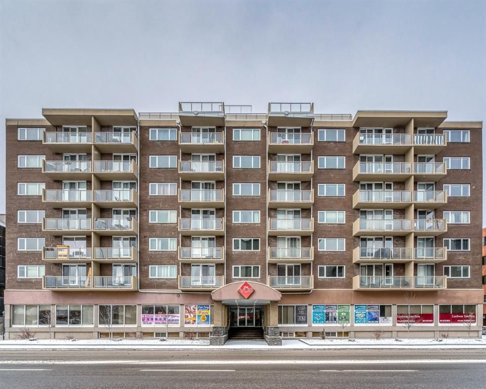 Main Photo: 206 429 14 Street NW in Calgary: Hillhurst Apartment for sale : MLS®# A1178055