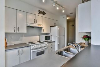 Photo 9: 2201 1295 RICHARDS Street in Vancouver: Downtown VW Condo for sale in "THE OSCAR" (Vancouver West)  : MLS®# R2134964