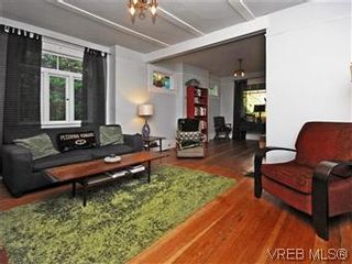 Photo 3: 322 Irving Rd in VICTORIA: Vi Fairfield East House for sale (Victoria)  : MLS®# 589580