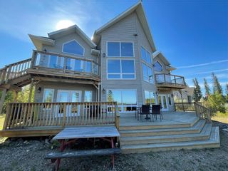 Photo 3: 266 Shoreline Road in Cranberry: R44 Residential for sale (R44 - Flin Flon and Area)  : MLS®# 202325824