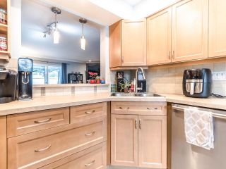 Photo 11: 38 26970 32 Avenue in Langley: Aldergrove Langley Townhouse for sale in "PARKSIDE VILLAGE" : MLS®# R2642072