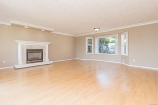 Photo 11: 703 Bexhill Rd in Colwood: Co Triangle House for sale : MLS®# 916671
