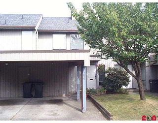 Photo 1: 299 32550 MACLURE Road in Abbotsford: Abbotsford West Townhouse for sale in "Clearbrook Village" : MLS®# R2086449
