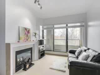 Photo 5: 408 7368 SANDBORNE Avenue in Burnaby: South Slope Condo for sale in "MAYFAIR 1" (Burnaby South)  : MLS®# R2380990