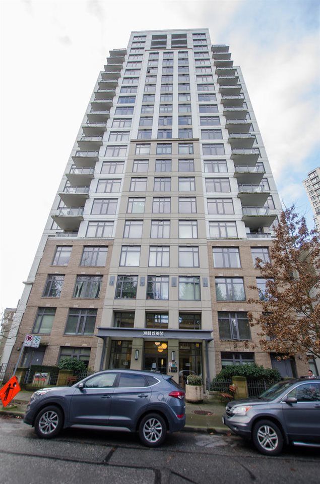 Main Photo: 208 3660 VANNESS AVENUE in : Collingwood VE Condo for sale : MLS®# R2235426