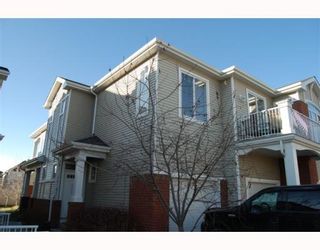 Photo 1: 502 8000 WENTWORTH Drive SW in CALGARY: West Springs Stacked Townhouse for sale (Calgary)  : MLS®# C3408202