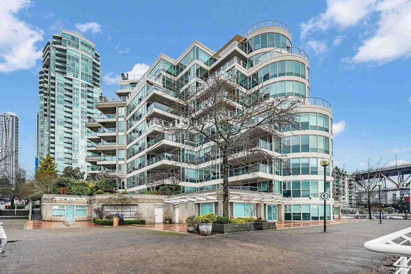 FEATURED LISTING: 203 - 1600 HORNBY Street Vancouver