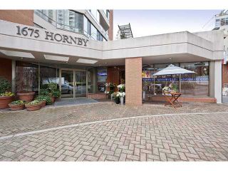 Photo 1: 101 1675 HORNBY ST in VANCOUVER: Yaletown Home for sale (Vancouver West)  : MLS®# V4040515