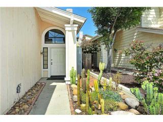 Photo 2: LEMON GROVE House for sale : 3 bedrooms : 7910 Rosewood Lane