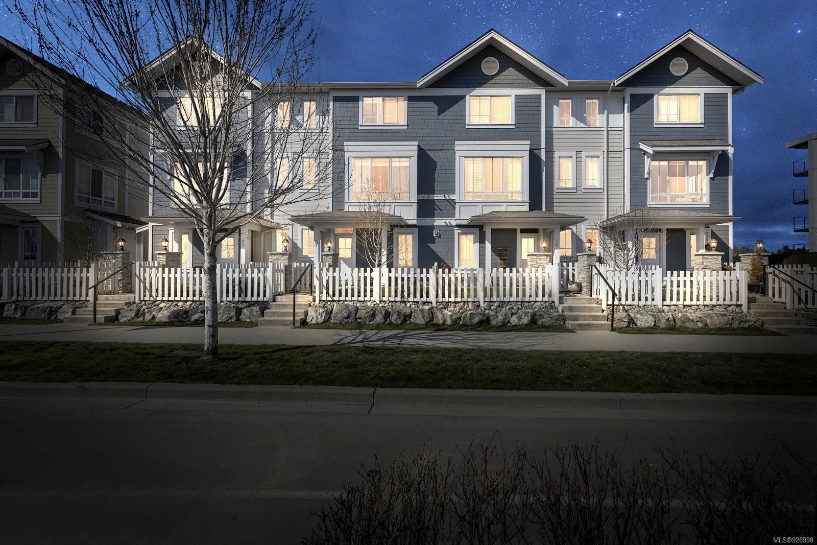 Main Photo: 47 370 Latoria Blvd in Colwood: Co Royal Bay Row/Townhouse for sale : MLS®# 926998
