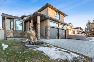 Photo 5: 928 Mckinnon Drive NE in Calgary: Mayland Heights Detached for sale : MLS®# A1245444