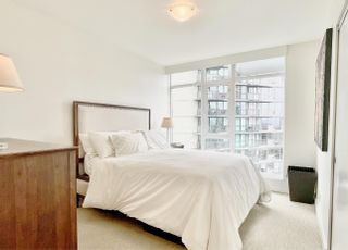 Photo 10: 2608 1372 SEYMOUR Street in Vancouver: Downtown VW Condo for sale in "The Mark" (Vancouver West)  : MLS®# R2719166