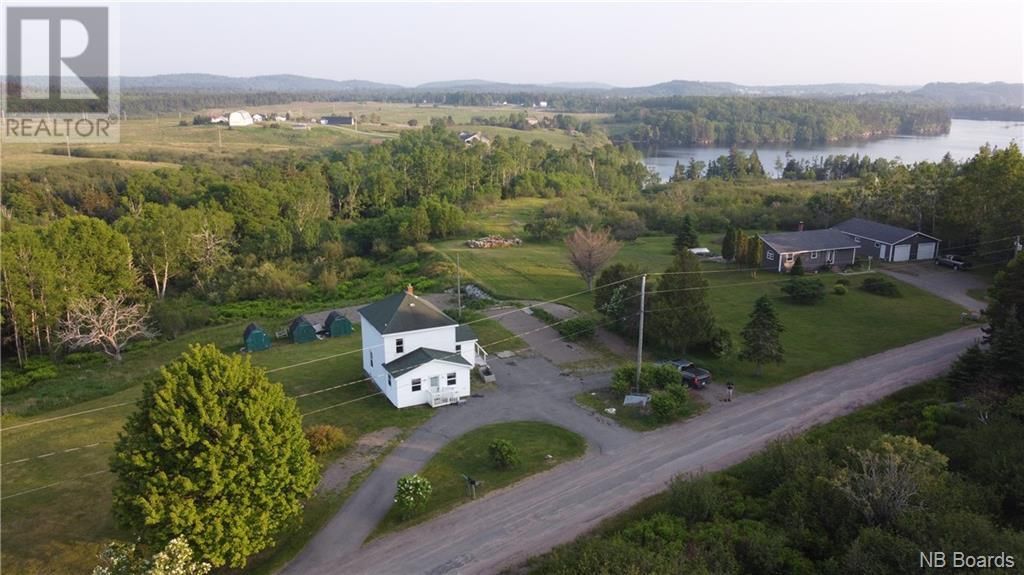 Main Photo: 51 Roys Lane in Pennfield: House for sale : MLS®# NB087975