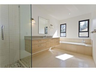 Photo 10: 5551 HUCKLEBERRY LN in North Vancouver: Grouse Woods House for sale : MLS®# V906922