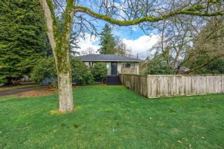 Photo 2: 23243 88 Avenue in Langley: Fort Langley House for sale : MLS®# R2860058