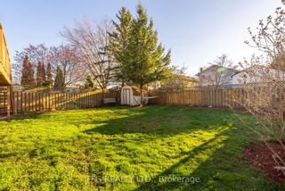 Photo 39: 24 Centerfield Drive in Clarington: Courtice House (Bungalow-Raised) for sale : MLS®# E8239774