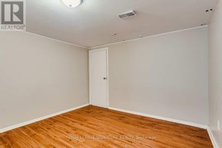 Photo 29: 14 BARKSDALE AVE in Toronto: House for sale : MLS®# C7009056