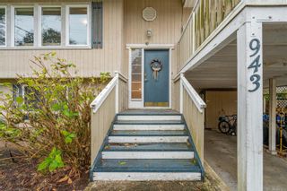 Photo 3: 943 Verdier Ave in Central Saanich: CS Brentwood Bay House for sale : MLS®# 917910