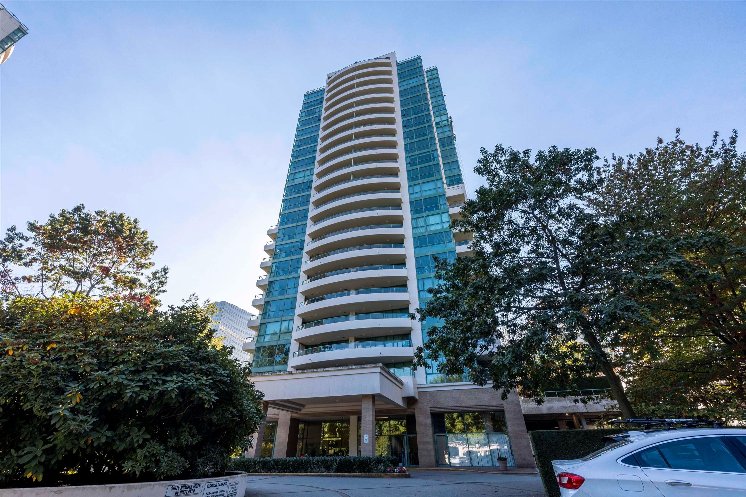 Main Photo: 1002 5899 WILSON Avenue in Burnaby: Central Park BS Condo for sale (Burnaby South)  : MLS®# R2736159