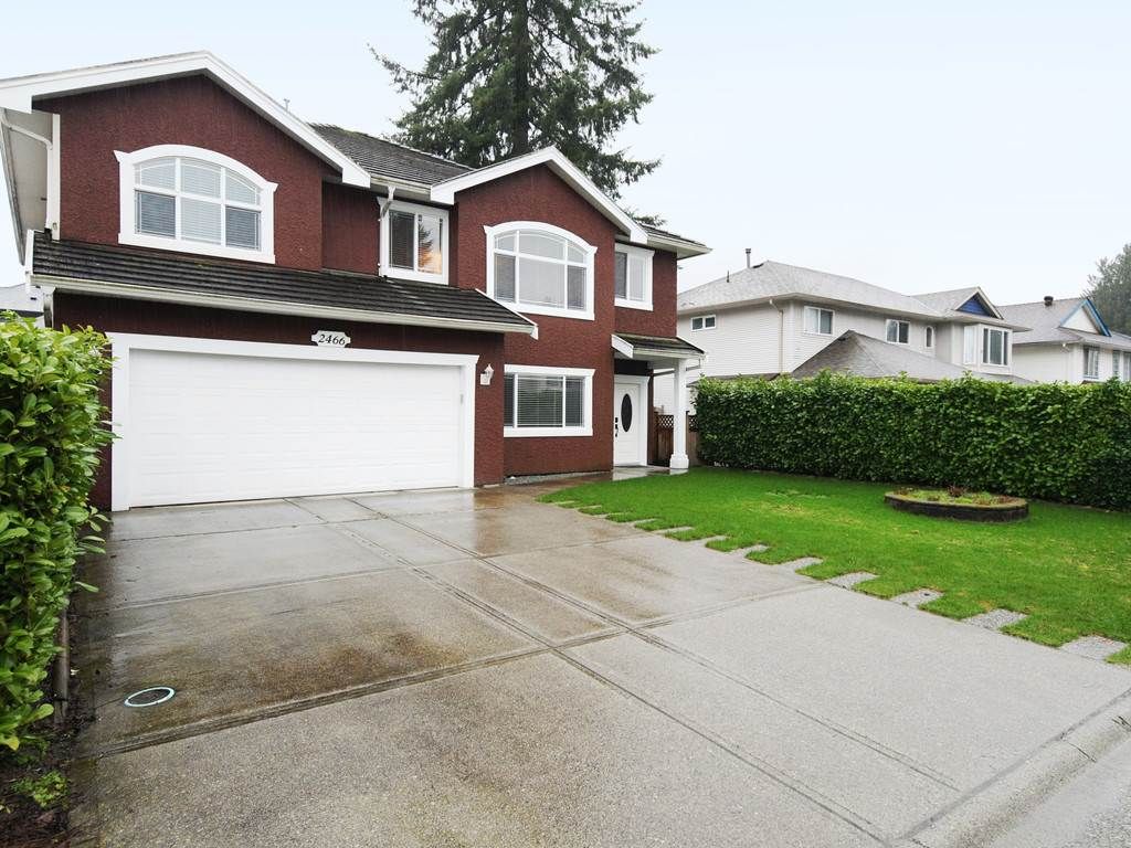 Main Photo: 2466 FRISKIE Avenue in Port Coquitlam: Woodland Acres PQ House for sale : MLS®# R2435749
