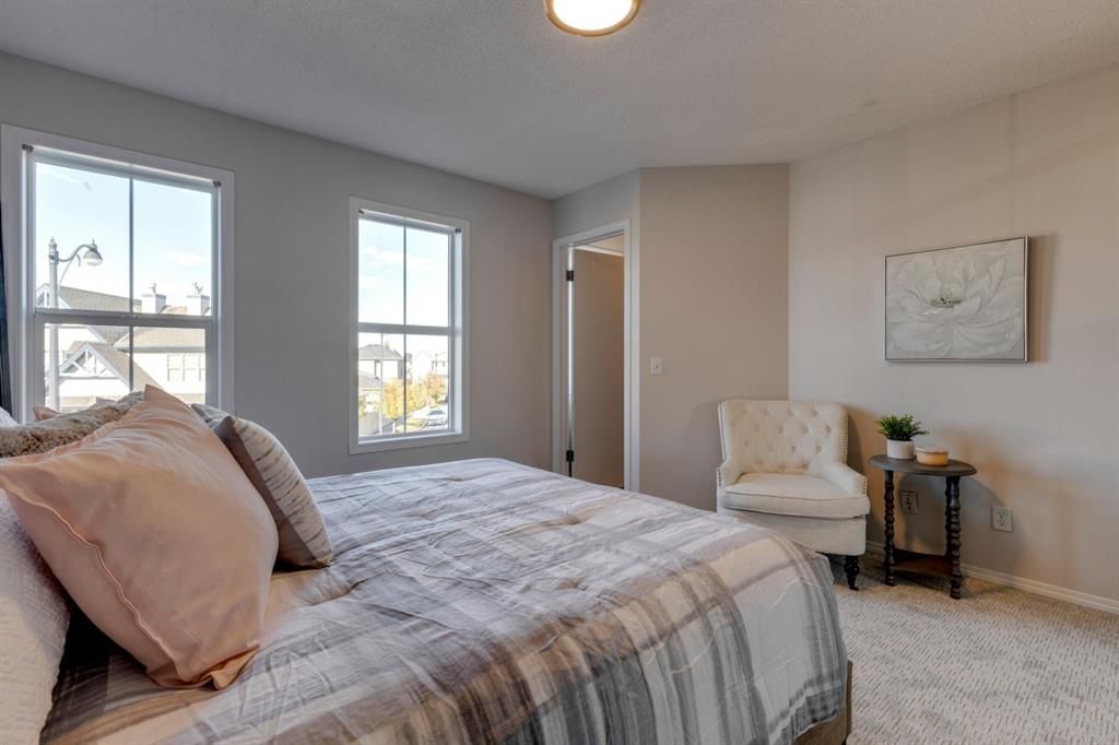 Photo 15: Photos: 358 Elgin View SE in Calgary: McKenzie Towne Semi Detached for sale : MLS®# A1153376