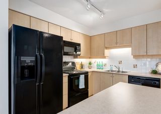 Photo 10: 1707 650 10 Street SW in Calgary: Downtown West End Apartment for sale : MLS®# A1236160