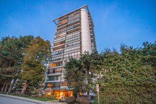 Photo 1: 801 650 16TH Street in West Vancouver: Ambleside Condo for sale in "Westshore Place" : MLS®# R2862547