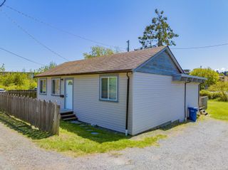Main Photo: 1430 Bay St in Nanaimo: Na Departure Bay House for sale : MLS®# 963325