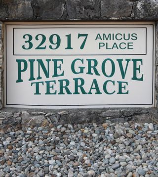 Photo 34: 9 32917 AMICUS Place in Abbotsford: Central Abbotsford Townhouse for sale in "Pine Grove Terrace" : MLS®# R2796061