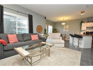 Photo 3: 102 2 WESTBURY Place SW in Calgary: West Springs House for sale : MLS®# C4087728