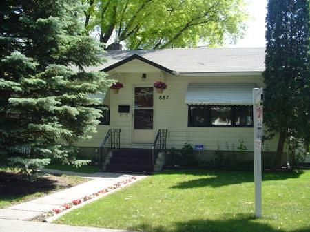 Main Photo: 887 Strathcona St. in Winnipeg: MB RED for sale : MLS®# 2610312