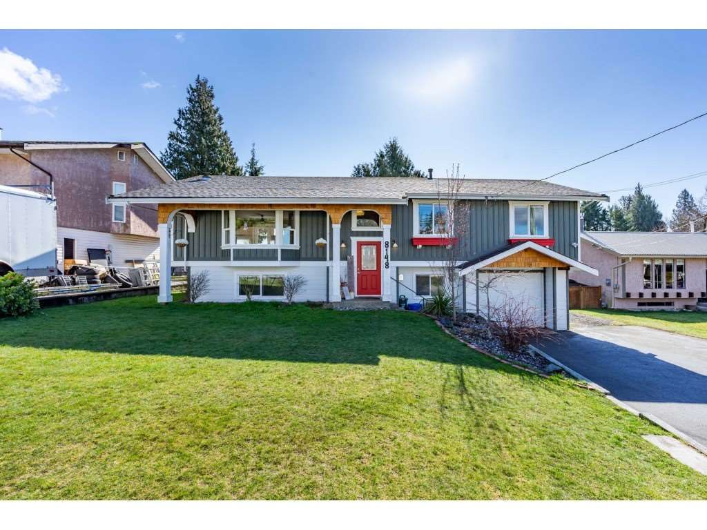 Main Photo: 8148 SUMAC Place in Mission: Mission BC House for sale : MLS®# R2551584