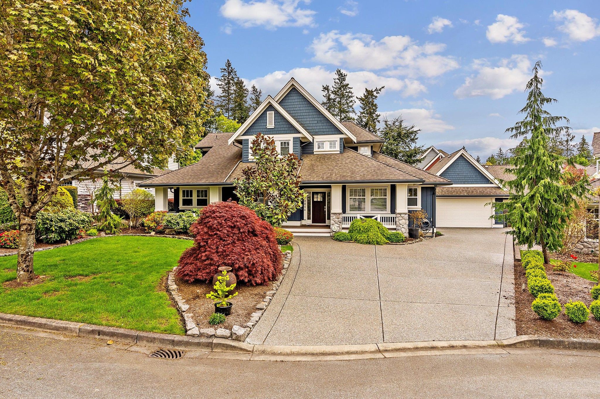 Main Photo: 12856 20A AVENUE in Surrey: Elgin Chantrell House for sale (South Surrey White Rock)  : MLS®# R2688075