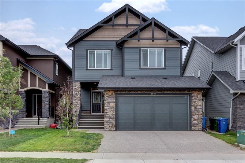 FEATURED LISTING: 1694 LEGACY Circle Southeast Calgary