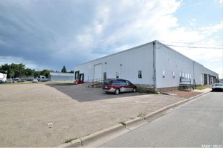 Photo 1: 754 Fairford Street West in Moose Jaw: Central MJ Commercial for sale : MLS®# SK931931